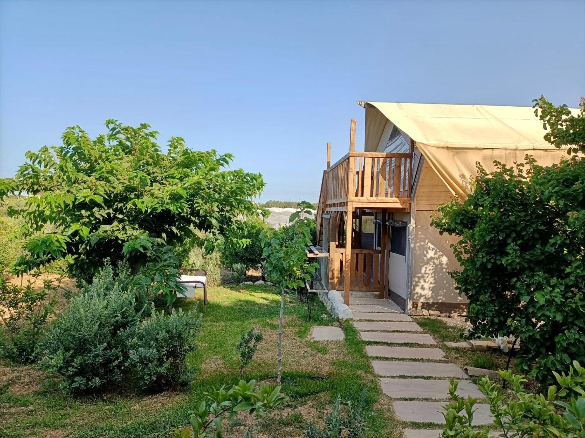 Ciriga Sicily Glamping Resort Santa Maria Del Focallo Buitenkant foto